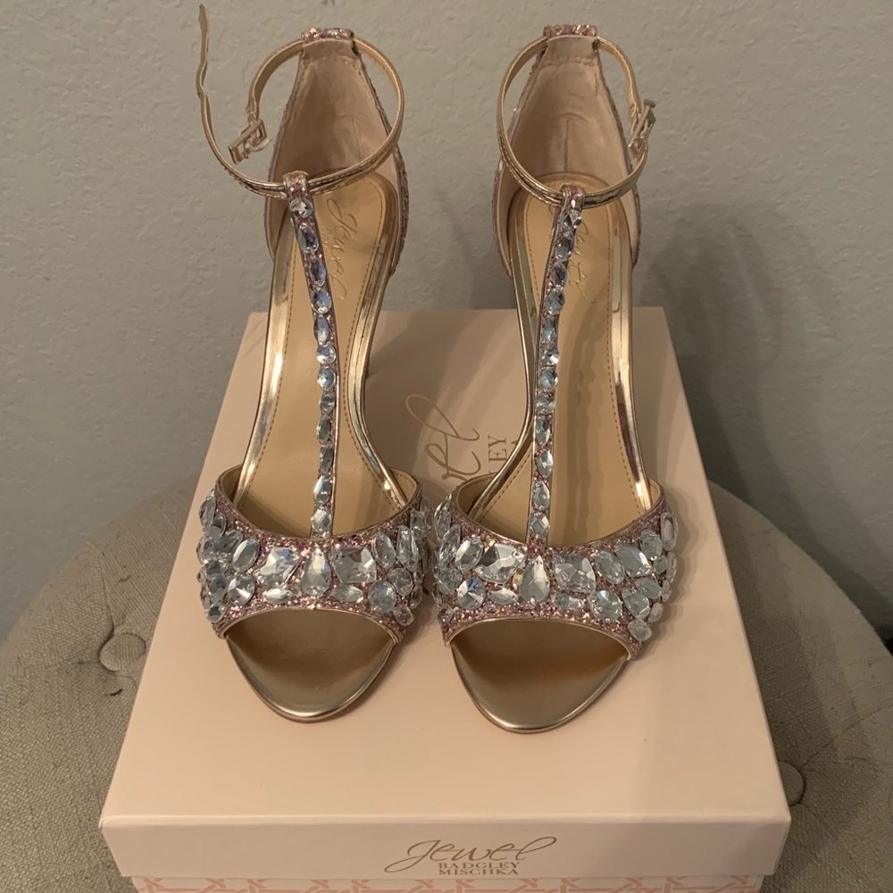 Badgley Mischka Jewel Shoe